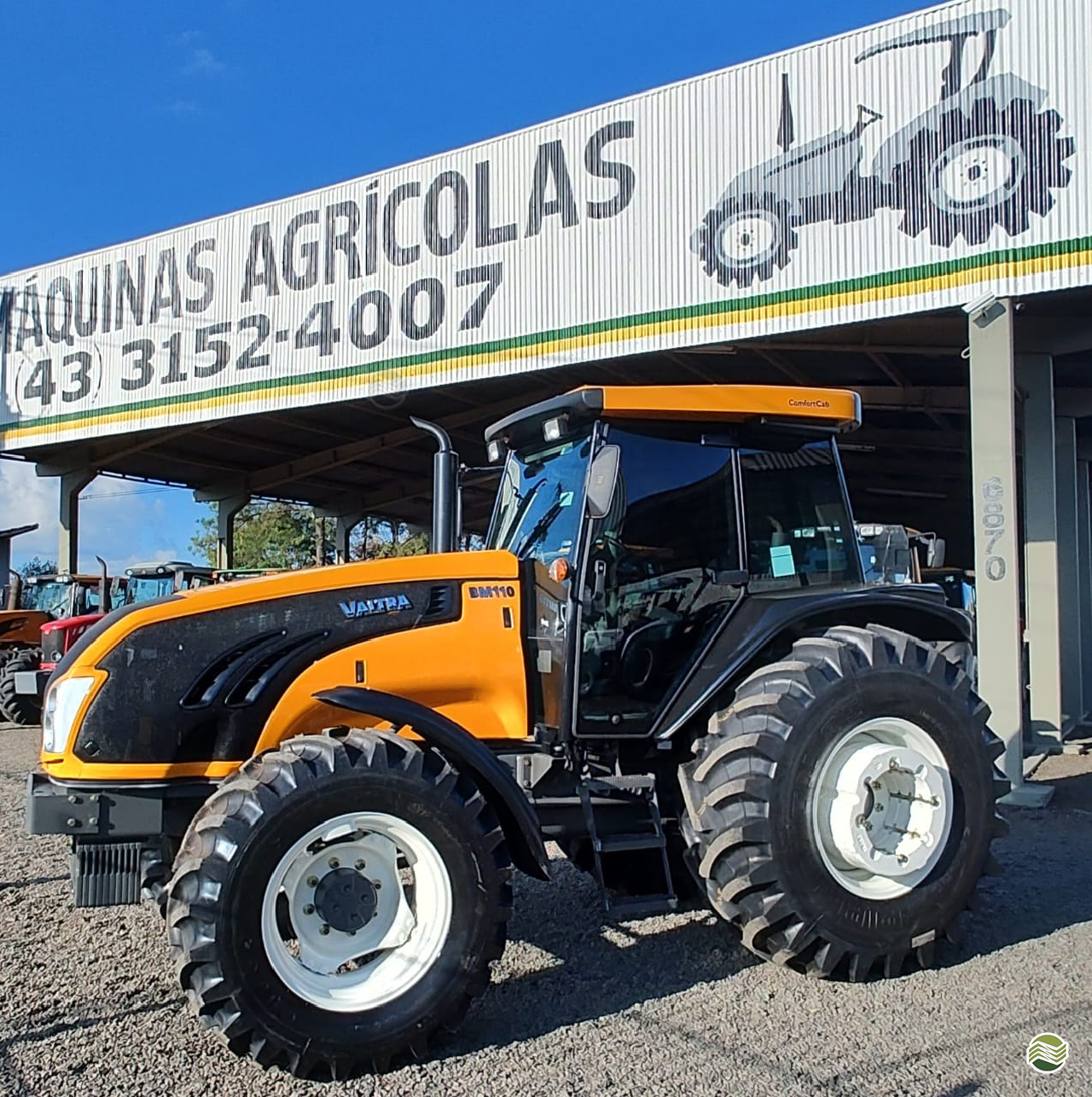 VALTRA BM 110 de GR Máquinas Agrícolas
